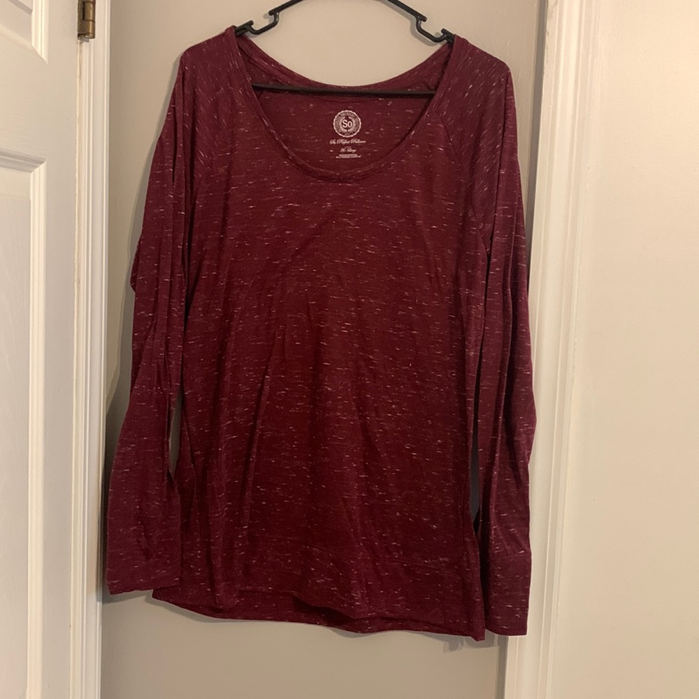 Long sleeve tee